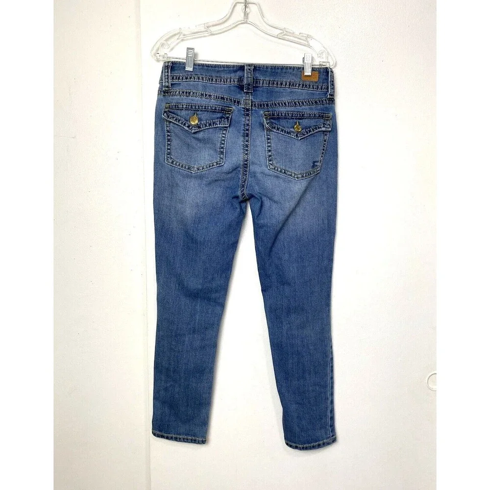 Seven7 blue jeans